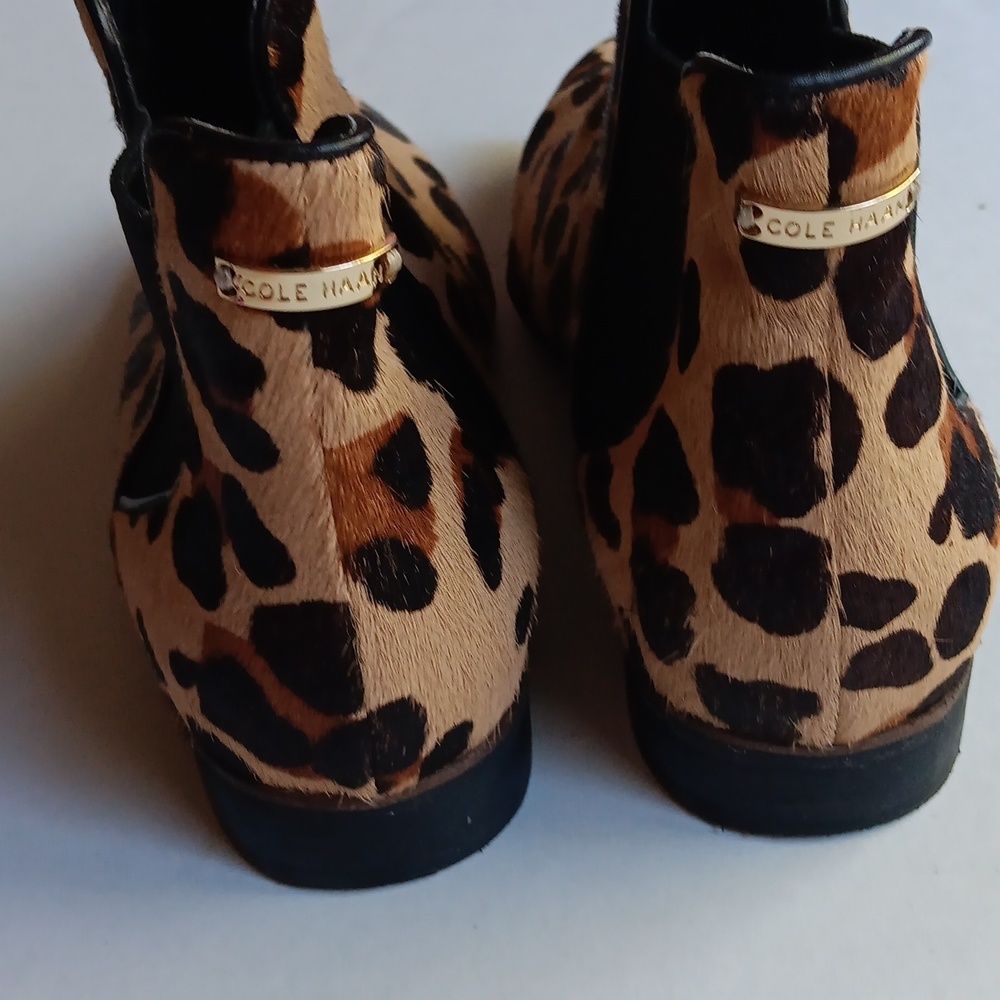 COLE HAAN LEATHER ANIMAL PRINTBROWN /BLACK BOOTIE SIZE 8 - Picture 4 of 4